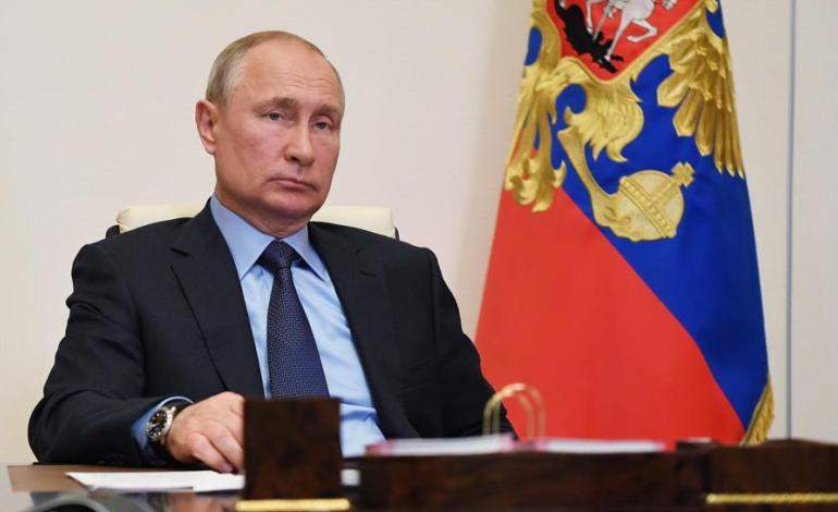 Putin prepara el camino para plebiscito que definirá su reelección