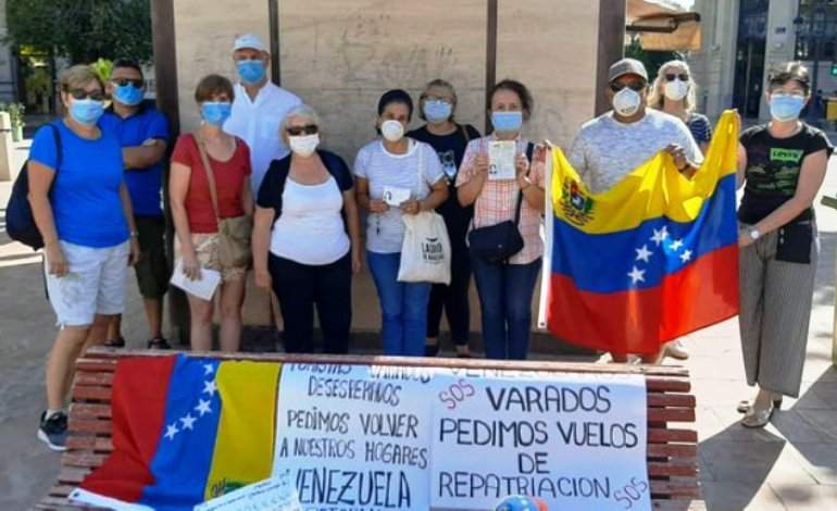 Venezolanos en España exigen vuelo humanitario para retornar al país