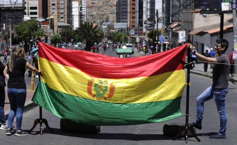 Comienza inédita campaña presidencial en Bolivia por el covid-19