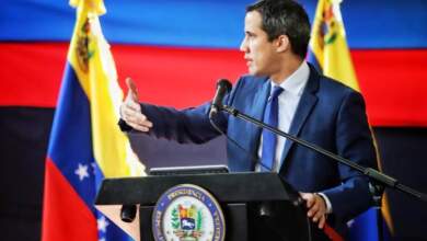 Photo of Guaidó: «Hay que frenar la ola migratoria y a la dictadura para recuperar la democracia»