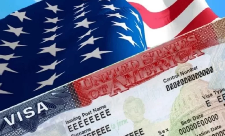 Cuatro Tomar un riesgo sobresalir Con dos años de antelación los venezolanos deberán pedir la cita para  renovar la visa norteamericana | Analitica.com